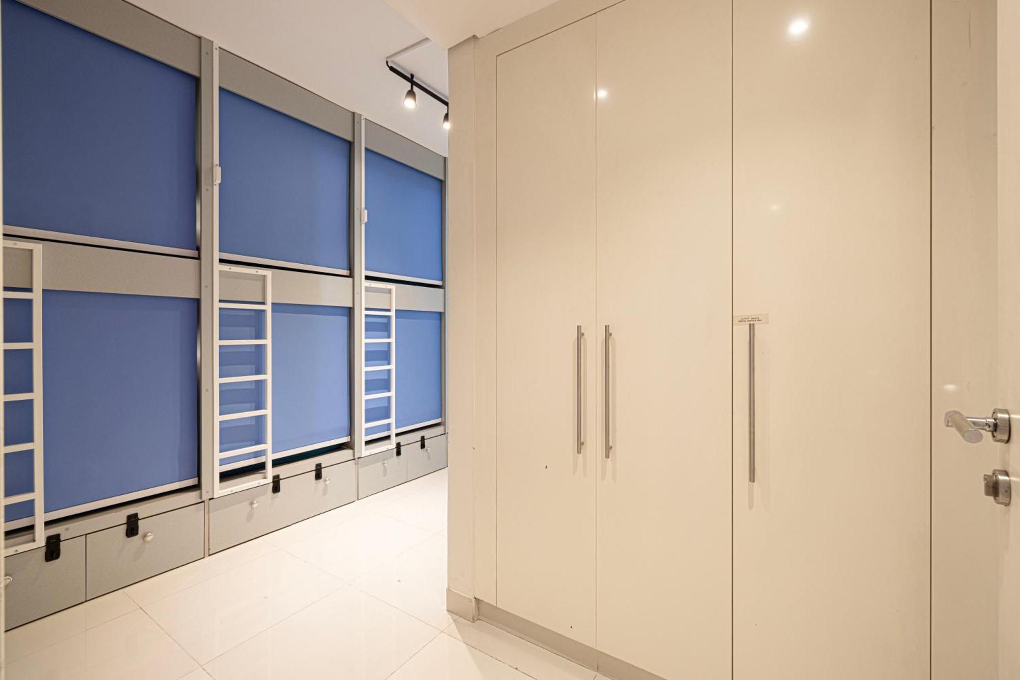 Next'House - Downtown Views Host Vandrehjem Dubai Eksteriør billede